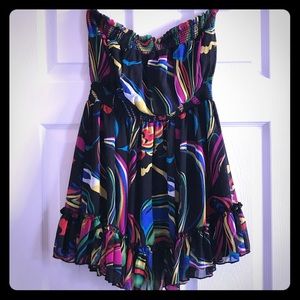 Boutique Strapless Flowy Top